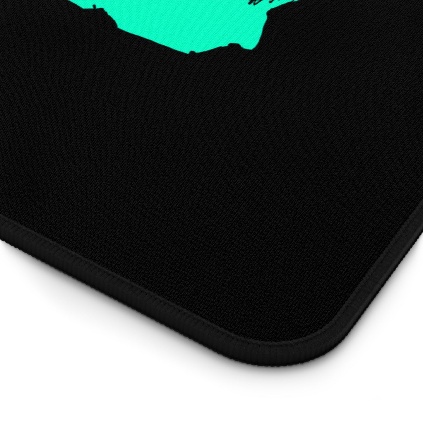 Skull & Roses Desk Mat — Neon Gothic Gaming Mousepad