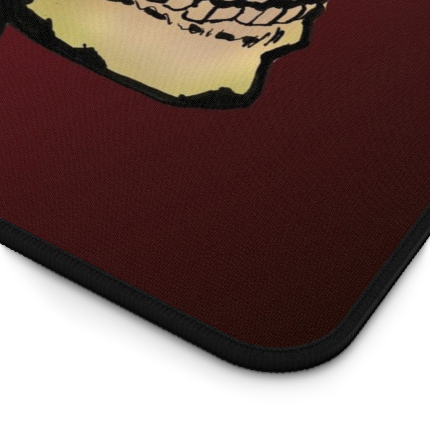 Skull & Roses Gradient Desk Mat — Gothic Gaming Mouse Pad