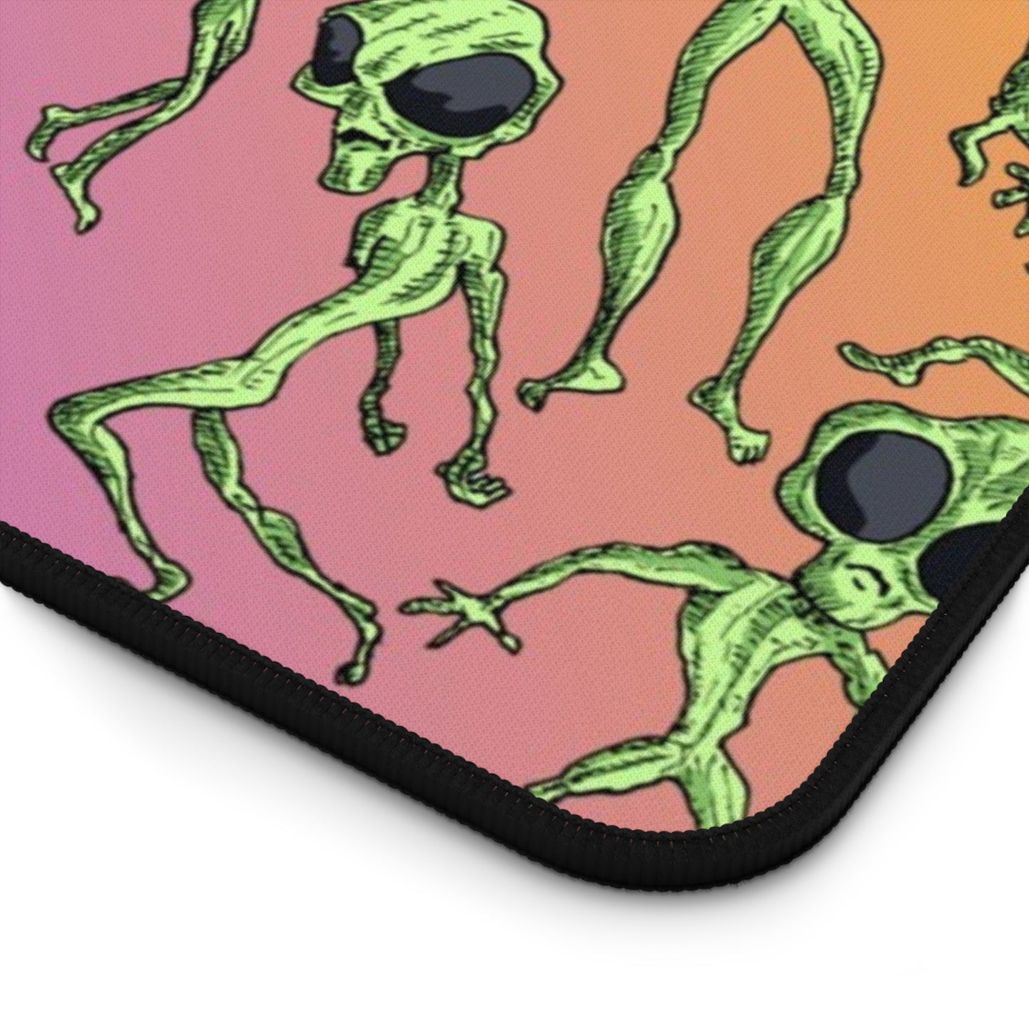 Alien Dance Party Desk Mat — Colorful Retro Space Alien Mouse Pad
