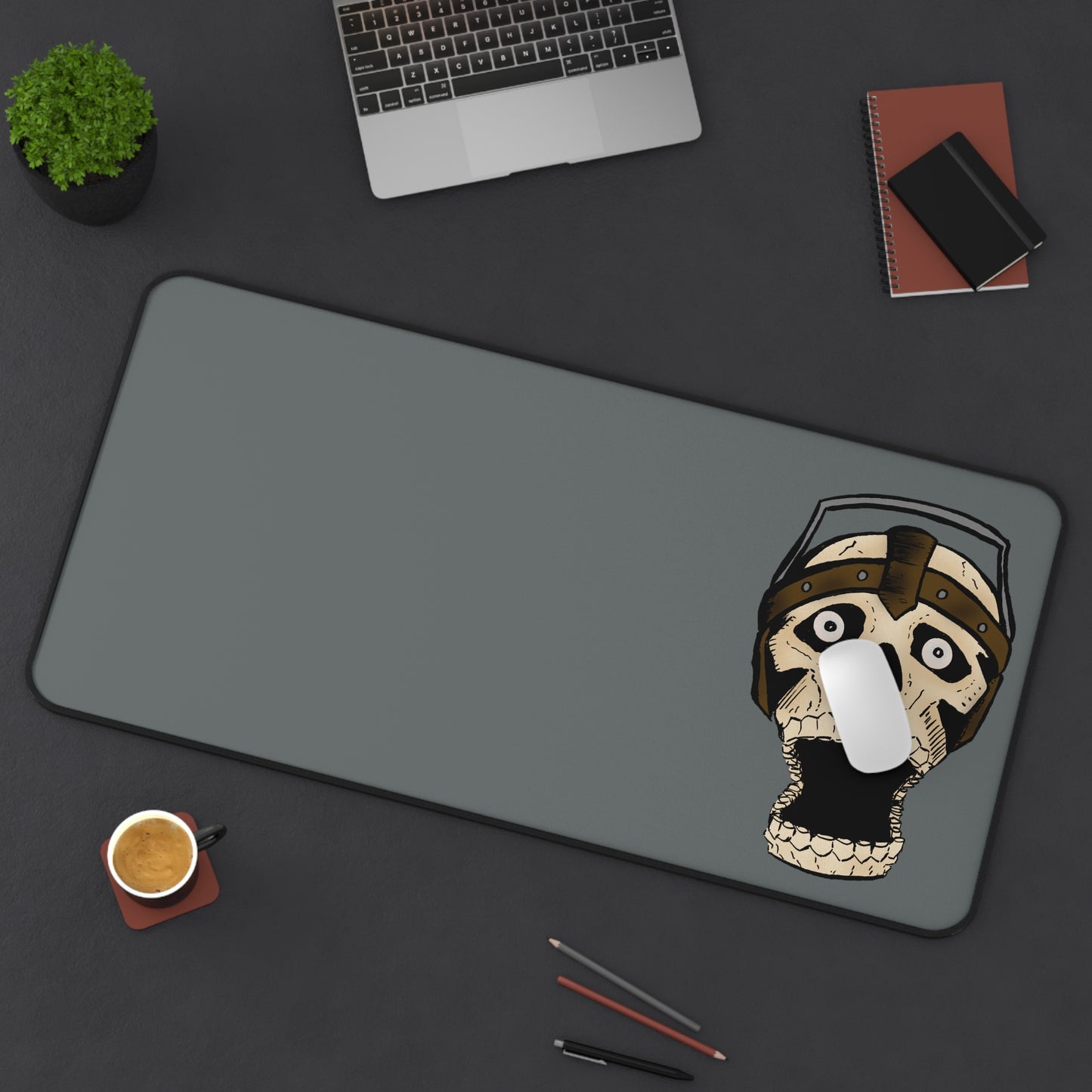 Screaming Skull Design Desk Mat - Unique Office Decor, Gaming Accessory, Personalized Gift, Halloween Decoration, Home Office Essentials