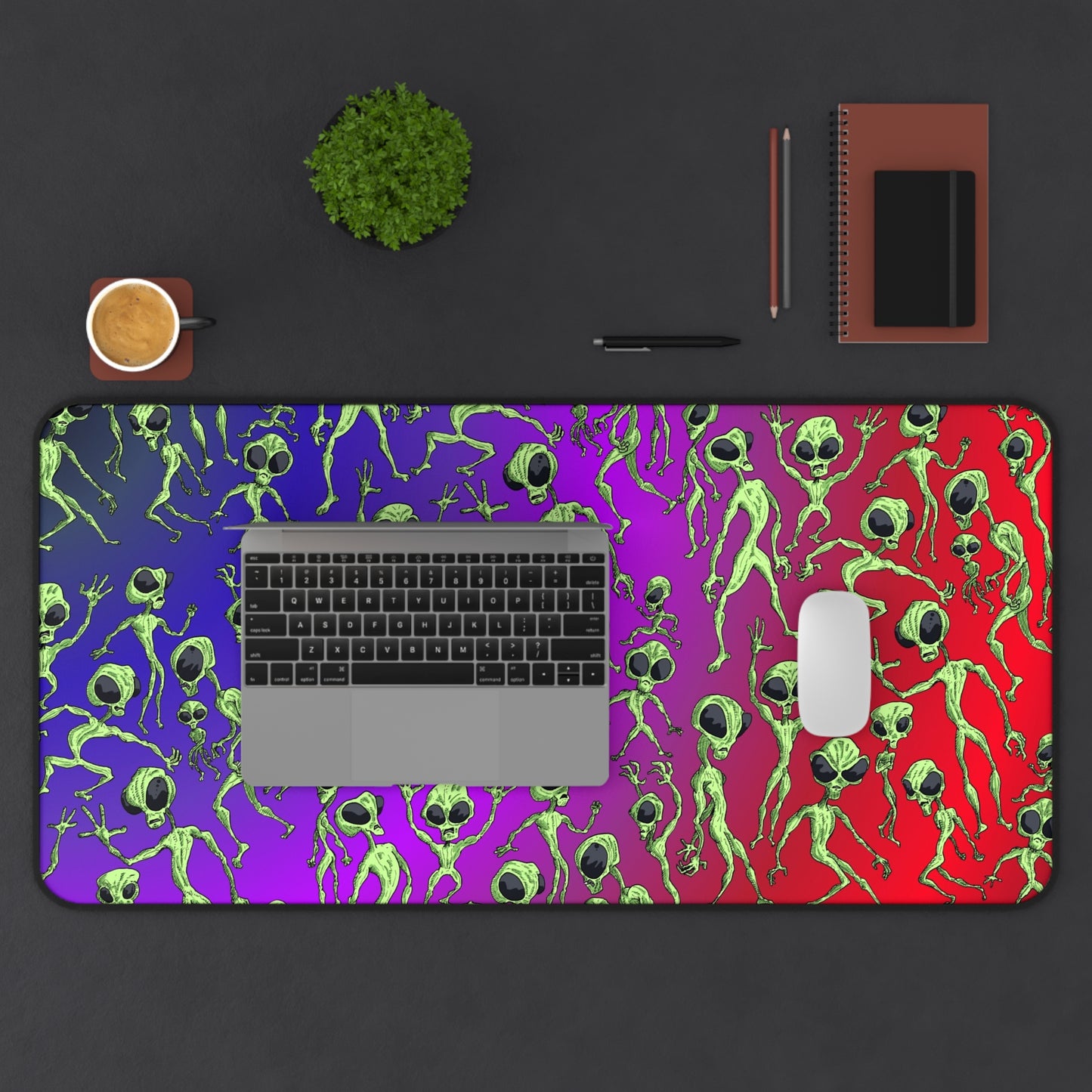 Alien Dance Party Pattern Desk Mat — Colorful Retro Space Gamer Mousepad