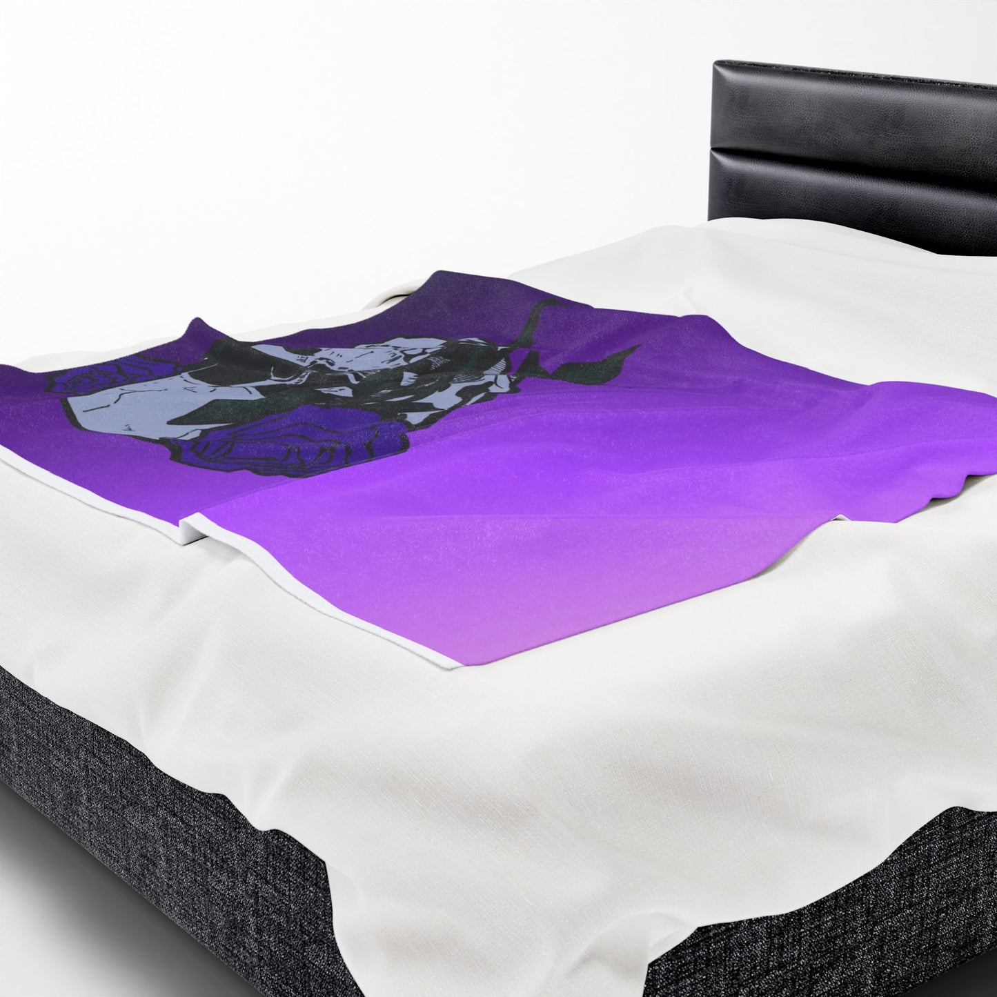 Purple Skull & Roses Velveteen Plush Blanket – Gothic Floral Throw
