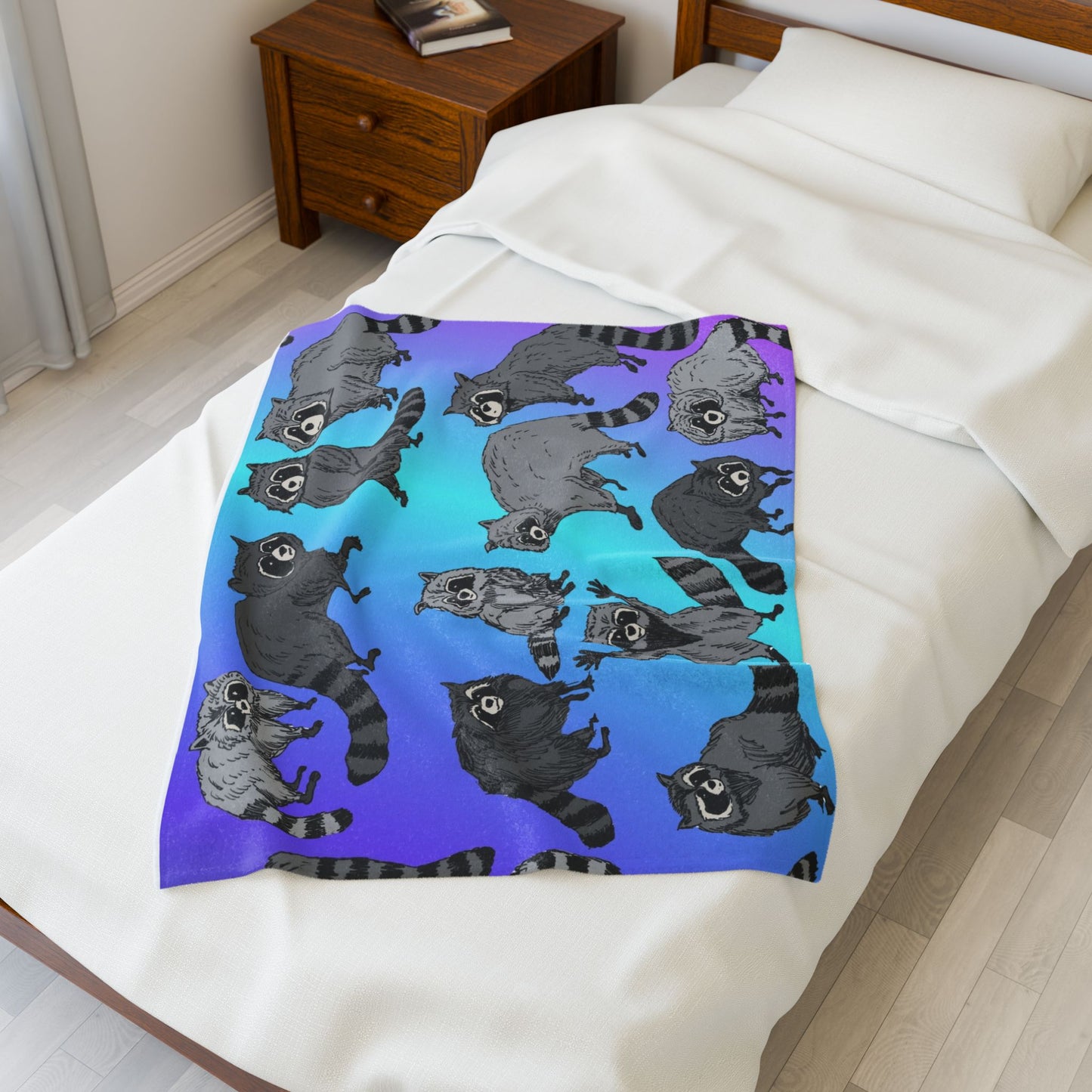 Raccoon Pattern Velveteen Plush Blanket — Cozy Blue Gradient Throw for Animal Lovers