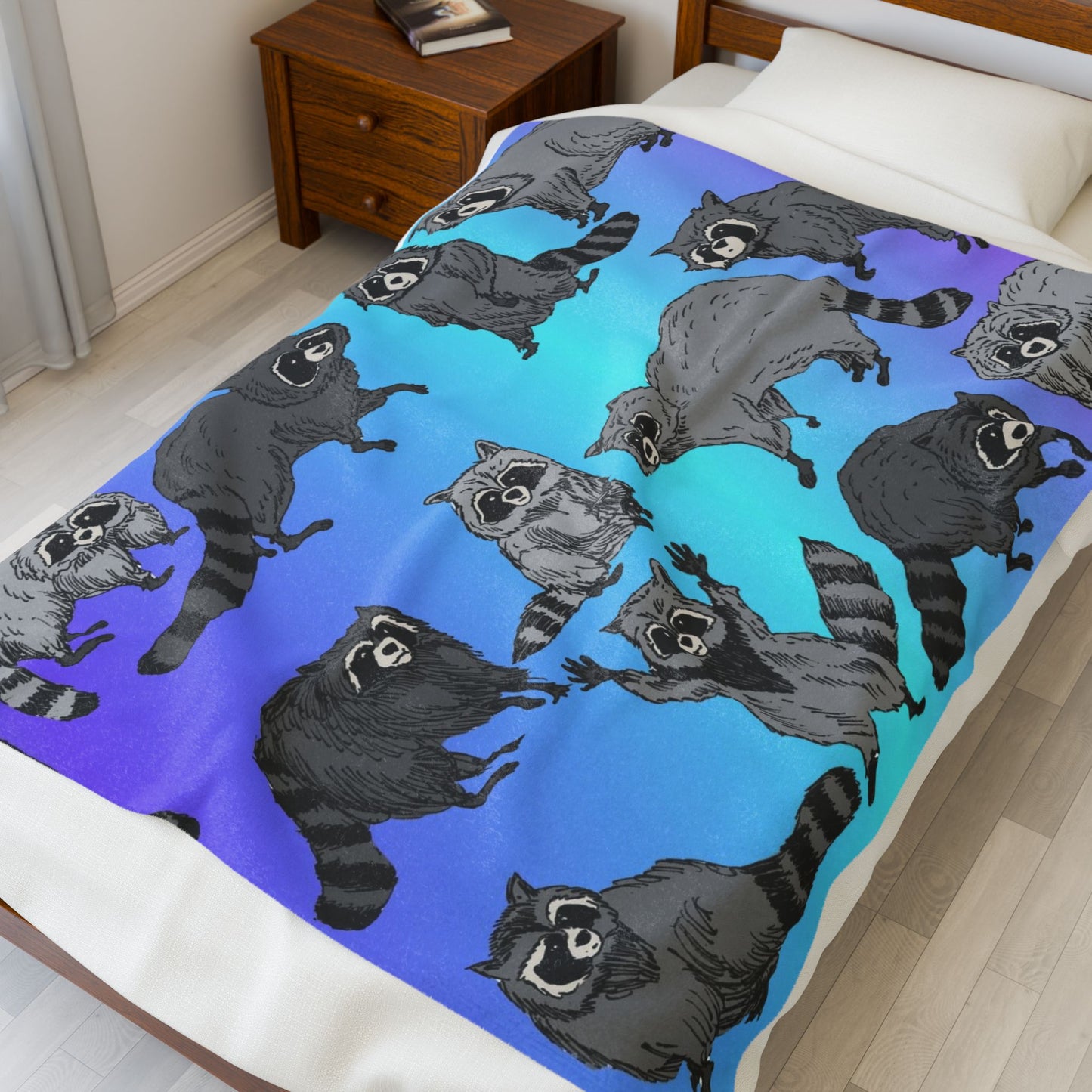 Raccoon Pattern Velveteen Plush Blanket — Cozy Blue Gradient Throw for Animal Lovers