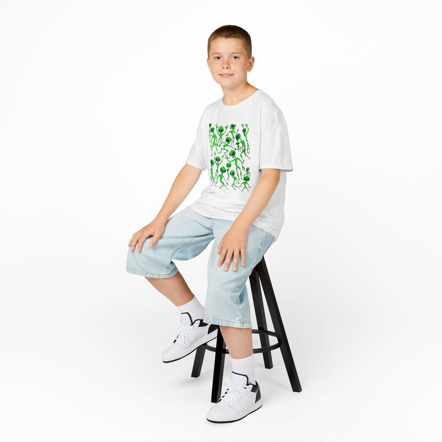Kids Alien Dance Party T‑Shirt — Fun Green Alien Graphic Tee for Children