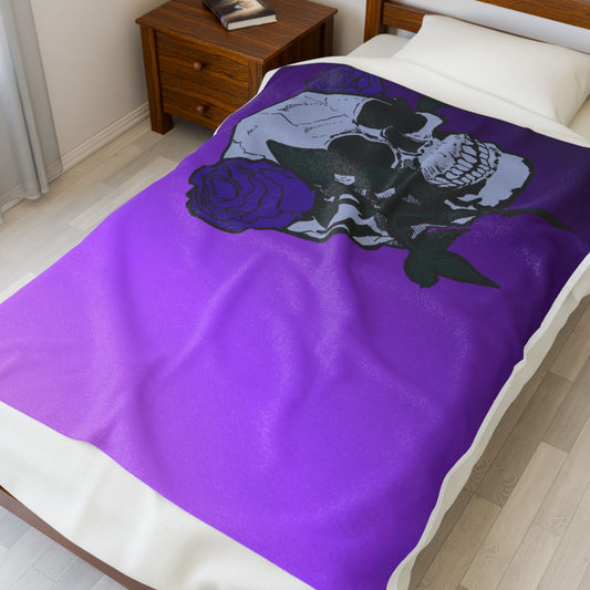 Purple Skull & Roses Velveteen Plush Blanket – Gothic Floral Throw