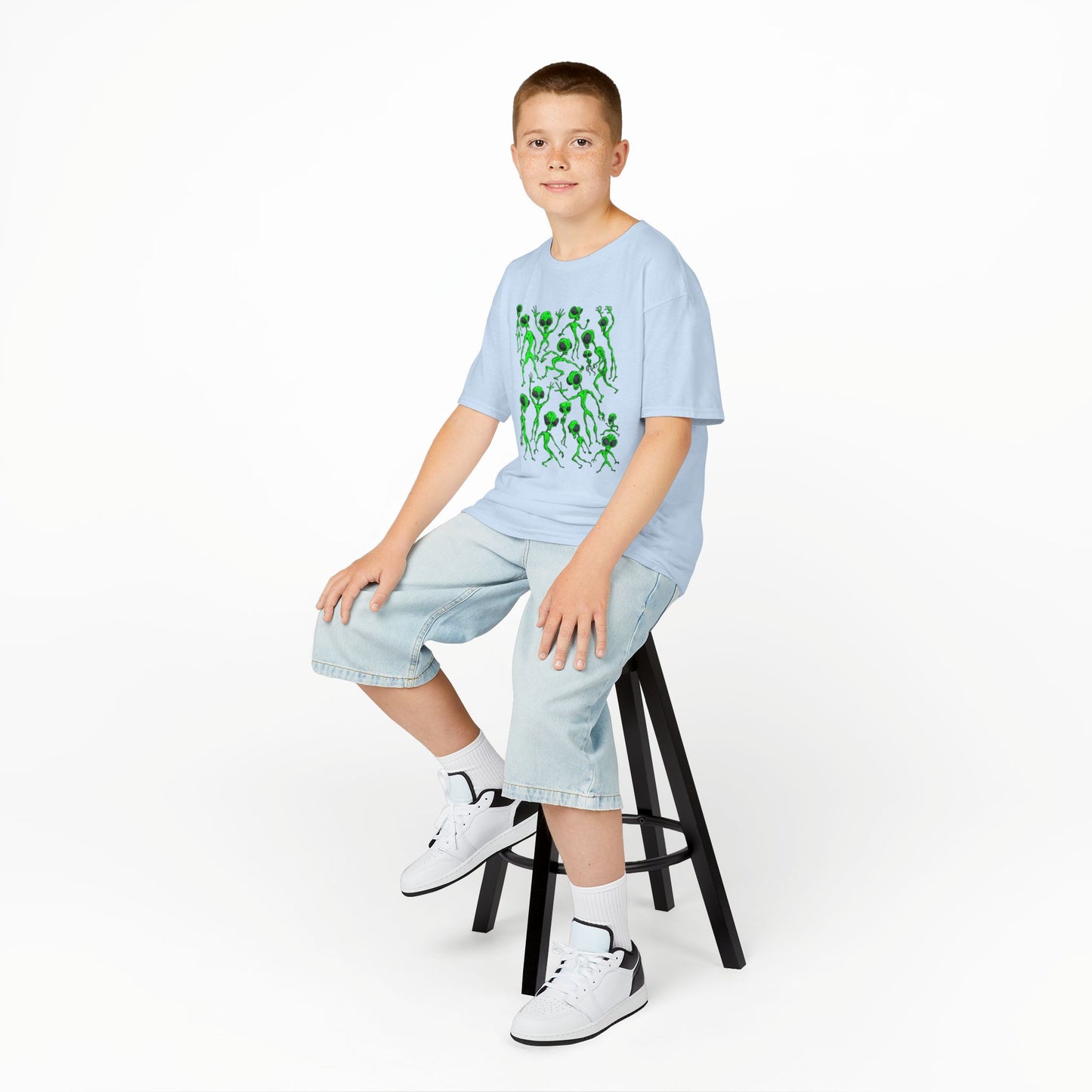 Kids Alien Dance Party T‑Shirt — Fun Green Alien Graphic Tee for Children
