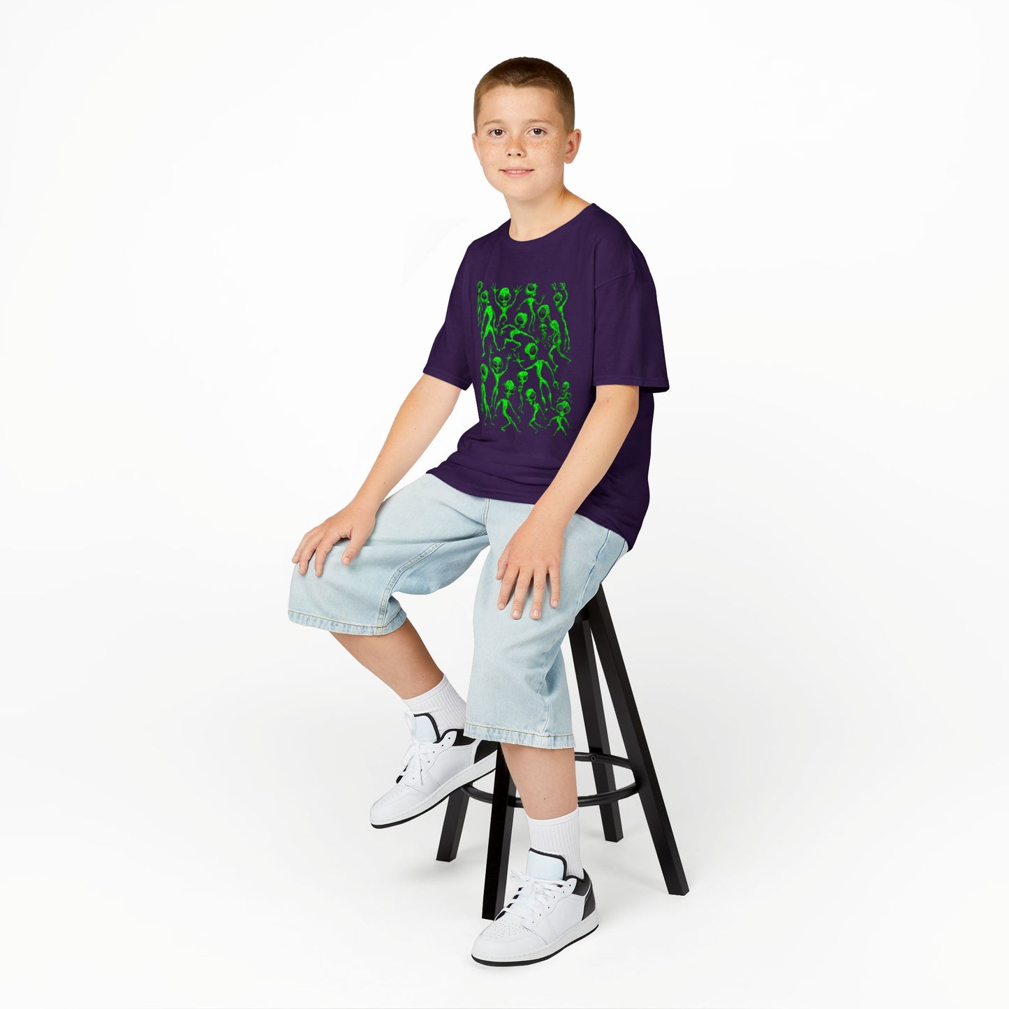 Kids Alien Dance Party T‑Shirt — Fun Green Alien Graphic Tee for Children