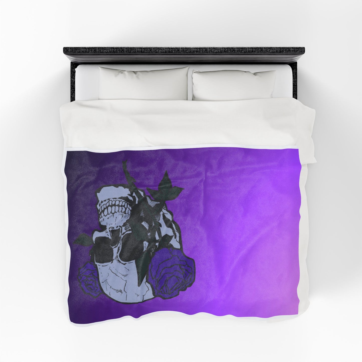 Purple Skull & Roses Velveteen Plush Blanket – Gothic Floral Throw
