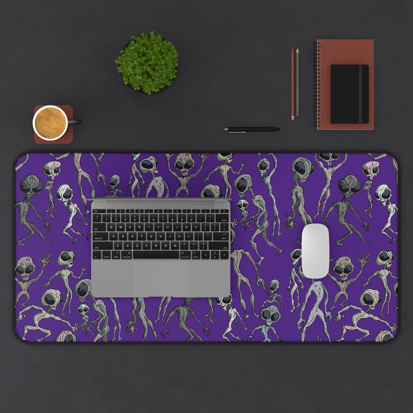 Alien Dance Party Desk Mat for Gamers, Cool Office Decor, Unique Gifts for UFO Enthusiasts, Quirky Work Accessories, Fun Alien Theme