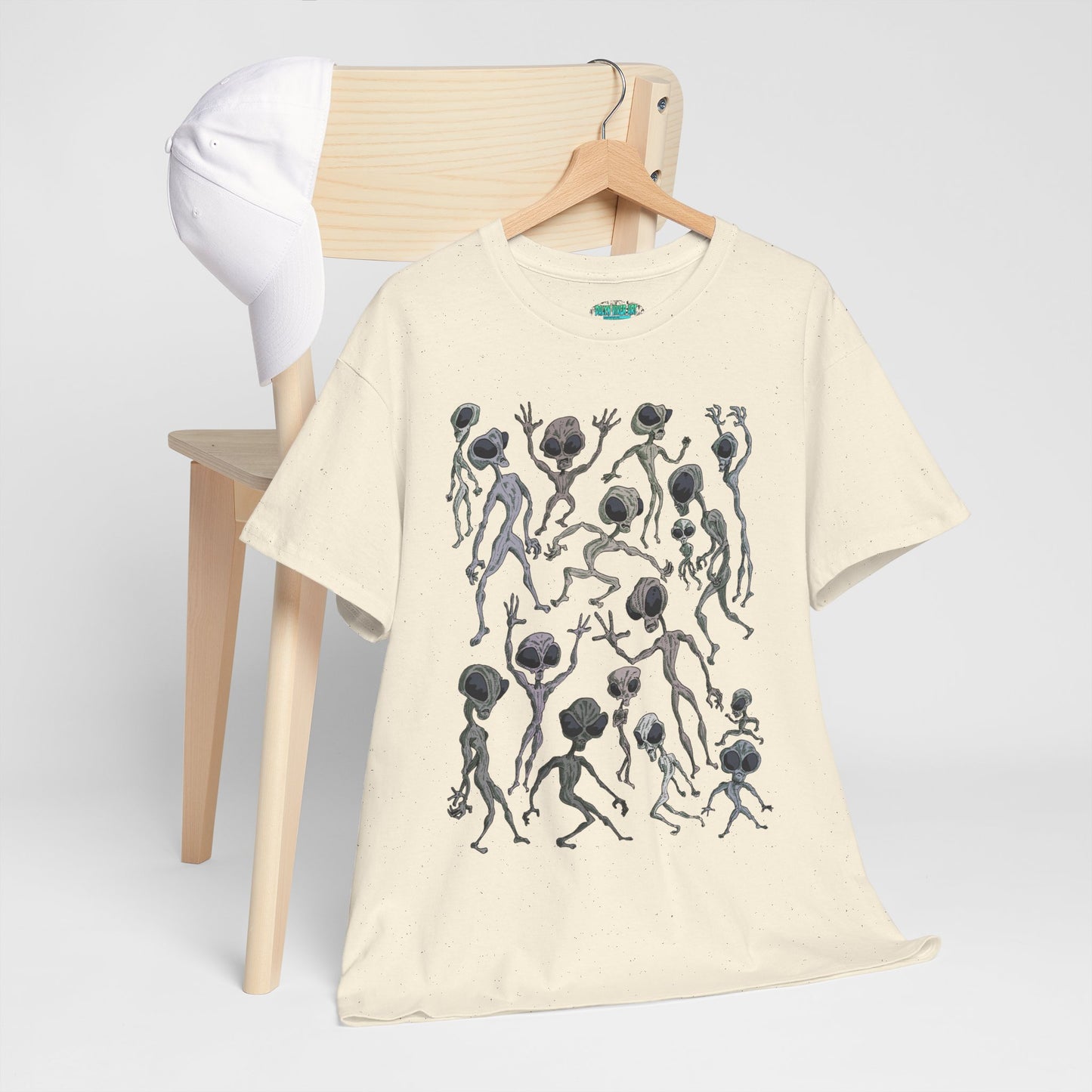 Funky Alien Dance Party Tee, Unisex Heavy Cotton Shirt, Fun Graphic Tee, Casual Wear for Parties, Unique Gift for Alien Lovers