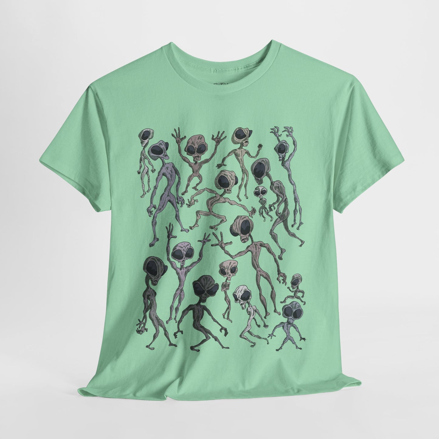 Funky Alien Dance Party Tee, Unisex Heavy Cotton Shirt, Fun Graphic Tee, Casual Wear for Parties, Unique Gift for Alien Lovers