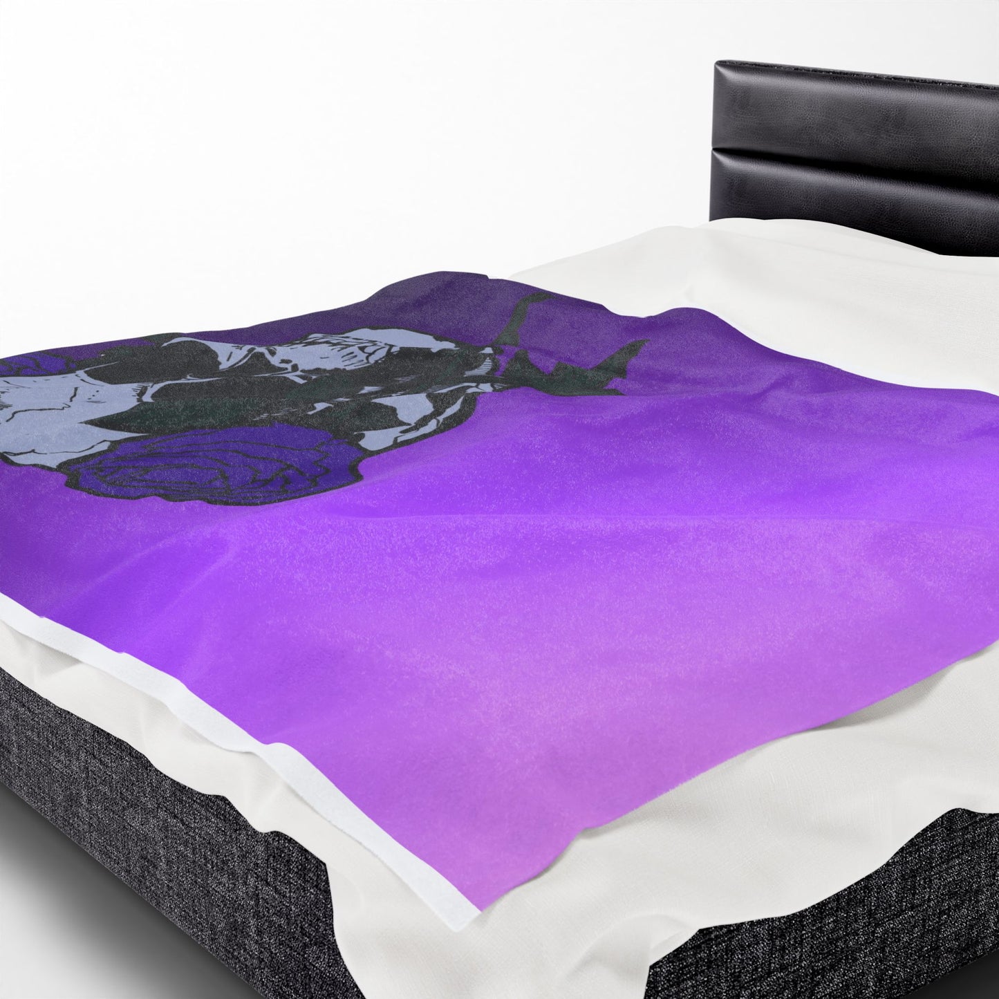 Purple Skull & Roses Velveteen Plush Blanket – Gothic Floral Throw