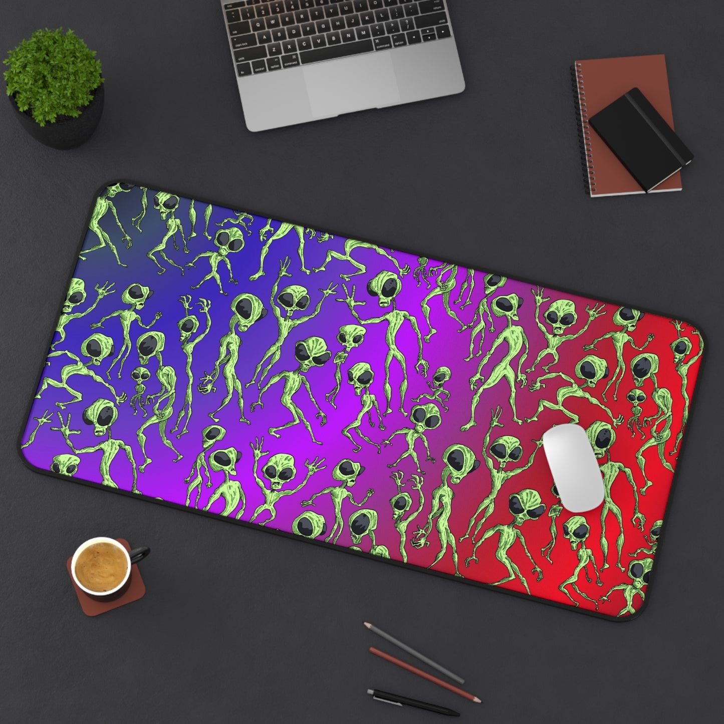 Alien Dance Party Pattern Desk Mat — Colorful Retro Space Gamer Mousepad