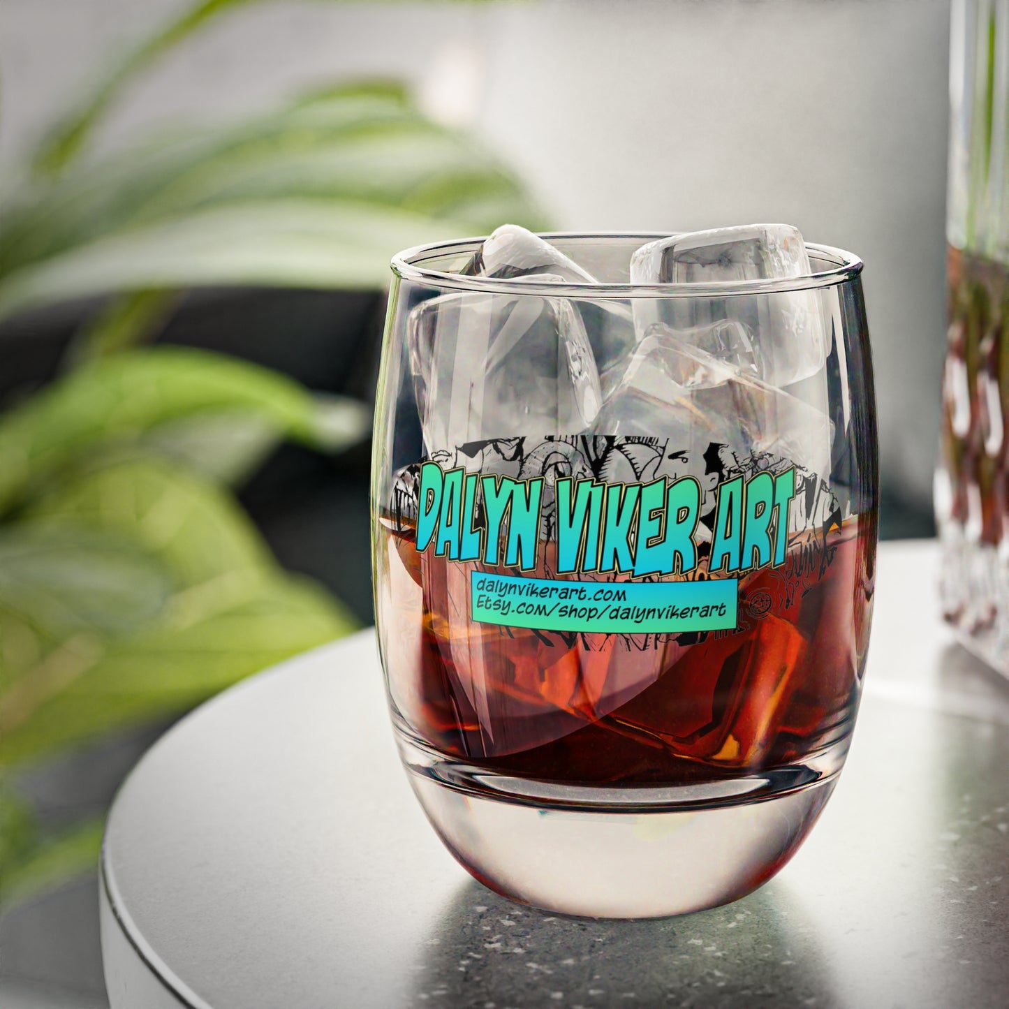 Dalyn Viker Art - Artistic Whiskey Glass - Unique Gift for Drink Enthusiasts