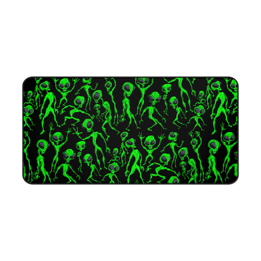 Alien Dance Party Pattern Desk Mat — Neon Green Space Creature Gaming Mouse Pad