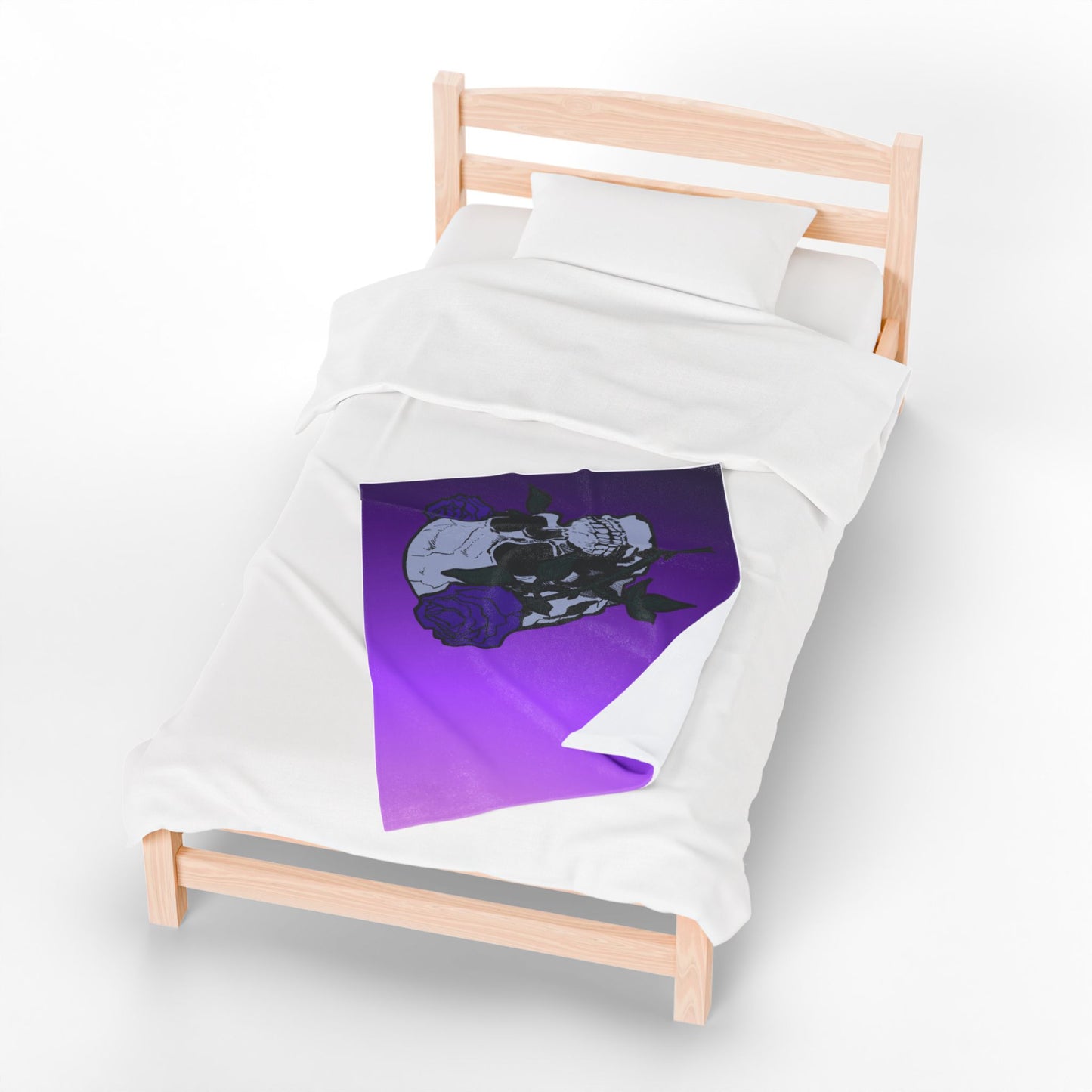 Purple Skull & Roses Velveteen Plush Blanket – Gothic Floral Throw